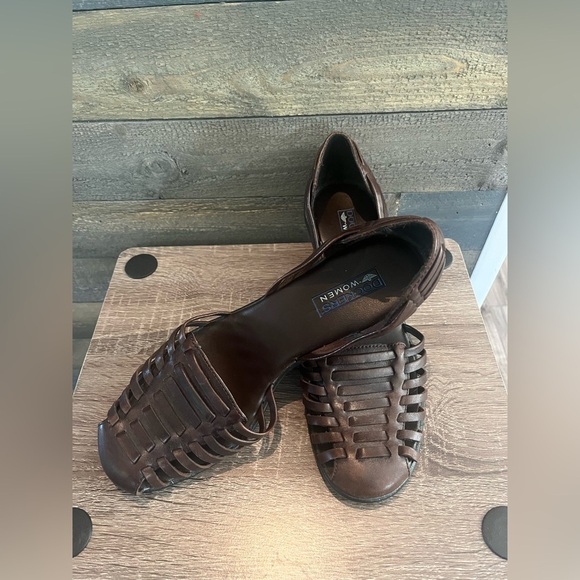 Dockers Women’s “Dkanak” Brown Leather‎ Wedge Heels Size 9M - Picture 4 of 11